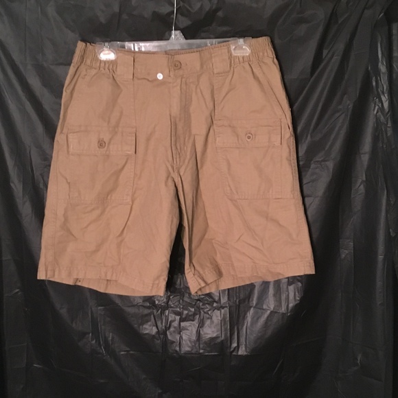 Basic Editions Other - NWT Basic Editions Men's LT Brown Shorts size Med